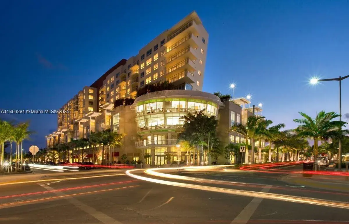 1 bedroom 1 bath Residential Lease for rent at 3250 NE 1st Ave # 608, Miami FL 33137