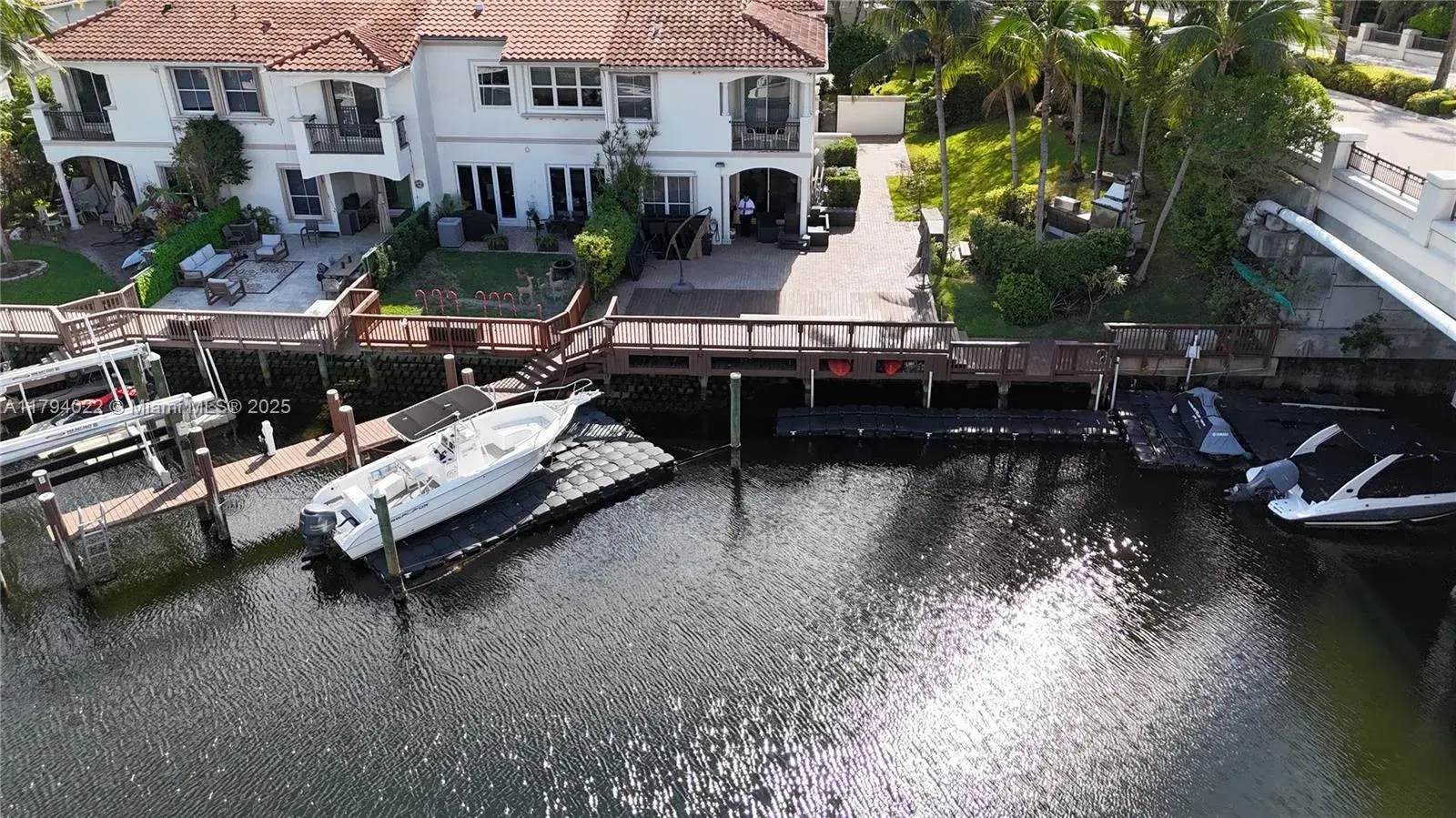 3 bedroom 3 bath Residential for sale at 999 N Harbor Vw N, Hollywood FL 33019