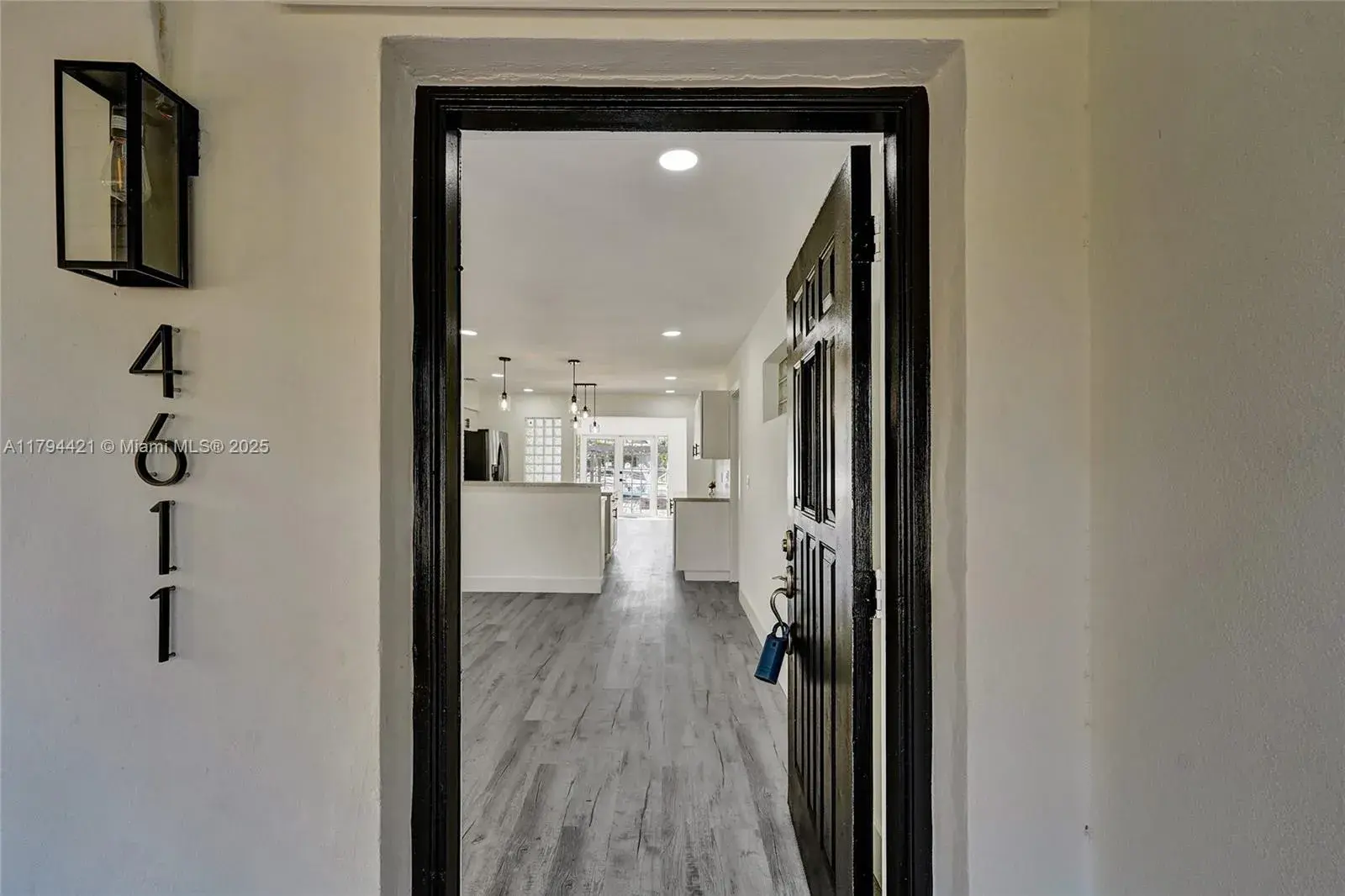 3 bedroom 2 bath Residential for sale at 4611 SW 34th Ave, Dania Beach FL 33312