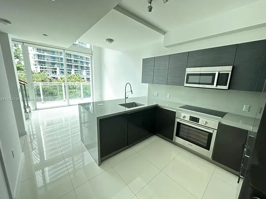 1080 Brickell Ave # 303, Miami FL 33131 photo 4