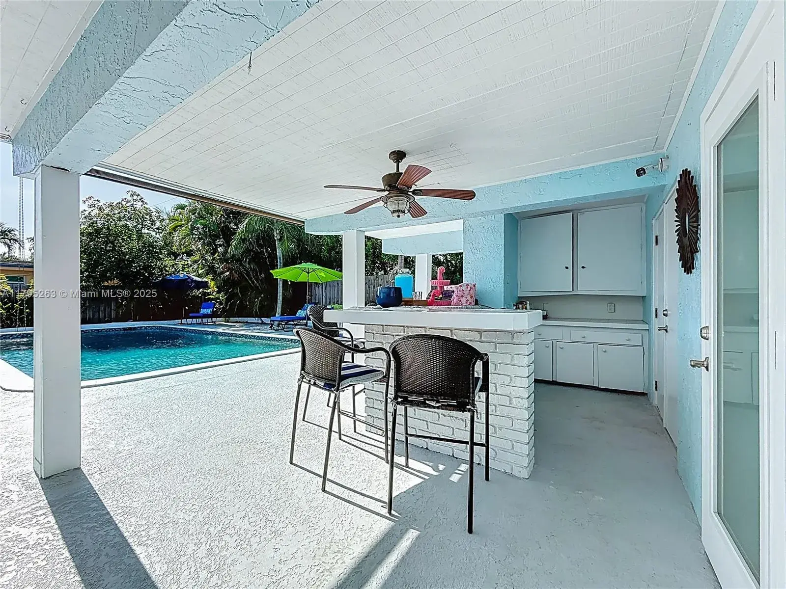 3407 Beacon St, Pompano Beach FL 33062