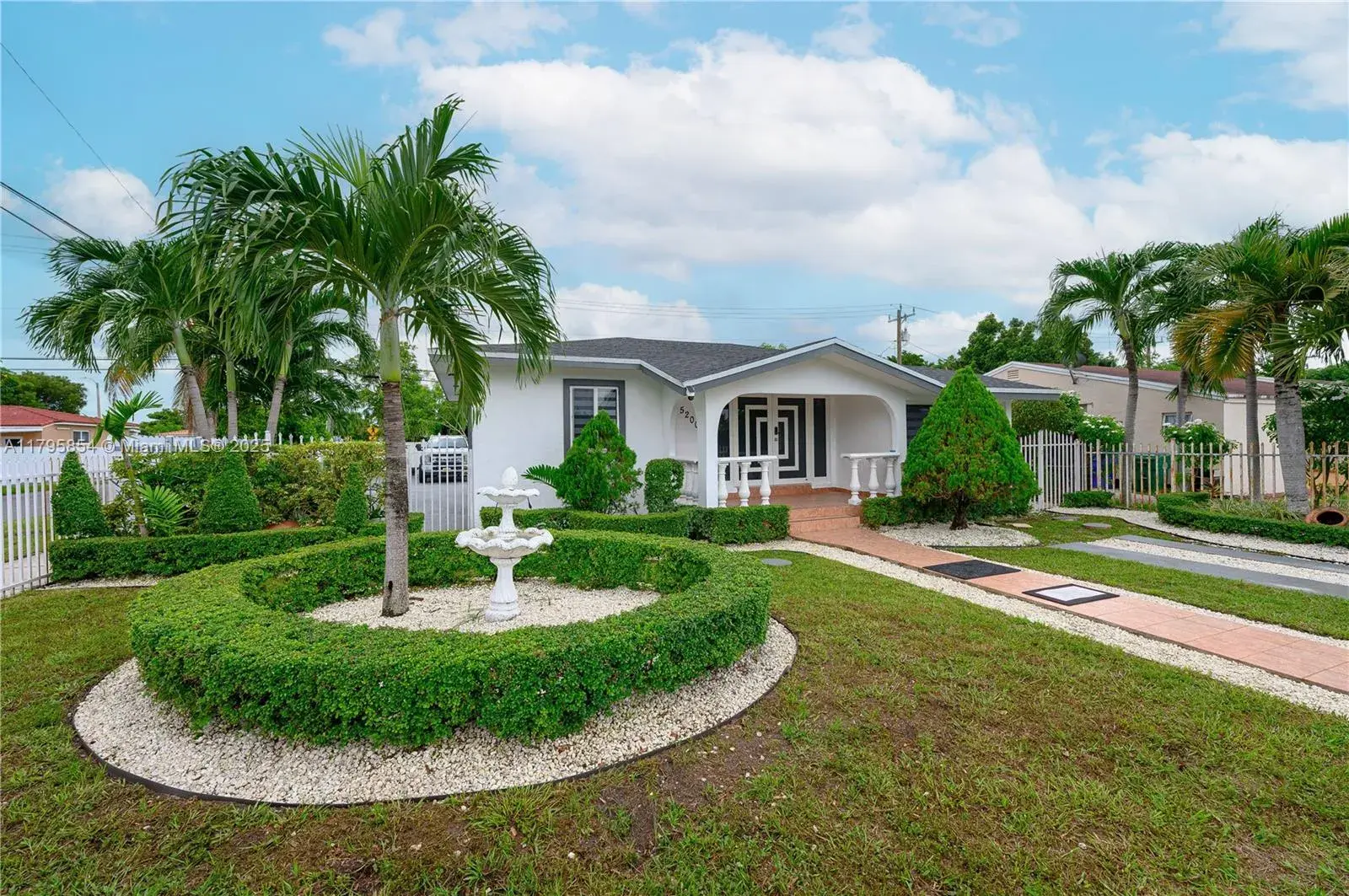 5200 SW 4th St, Miami FL 33134