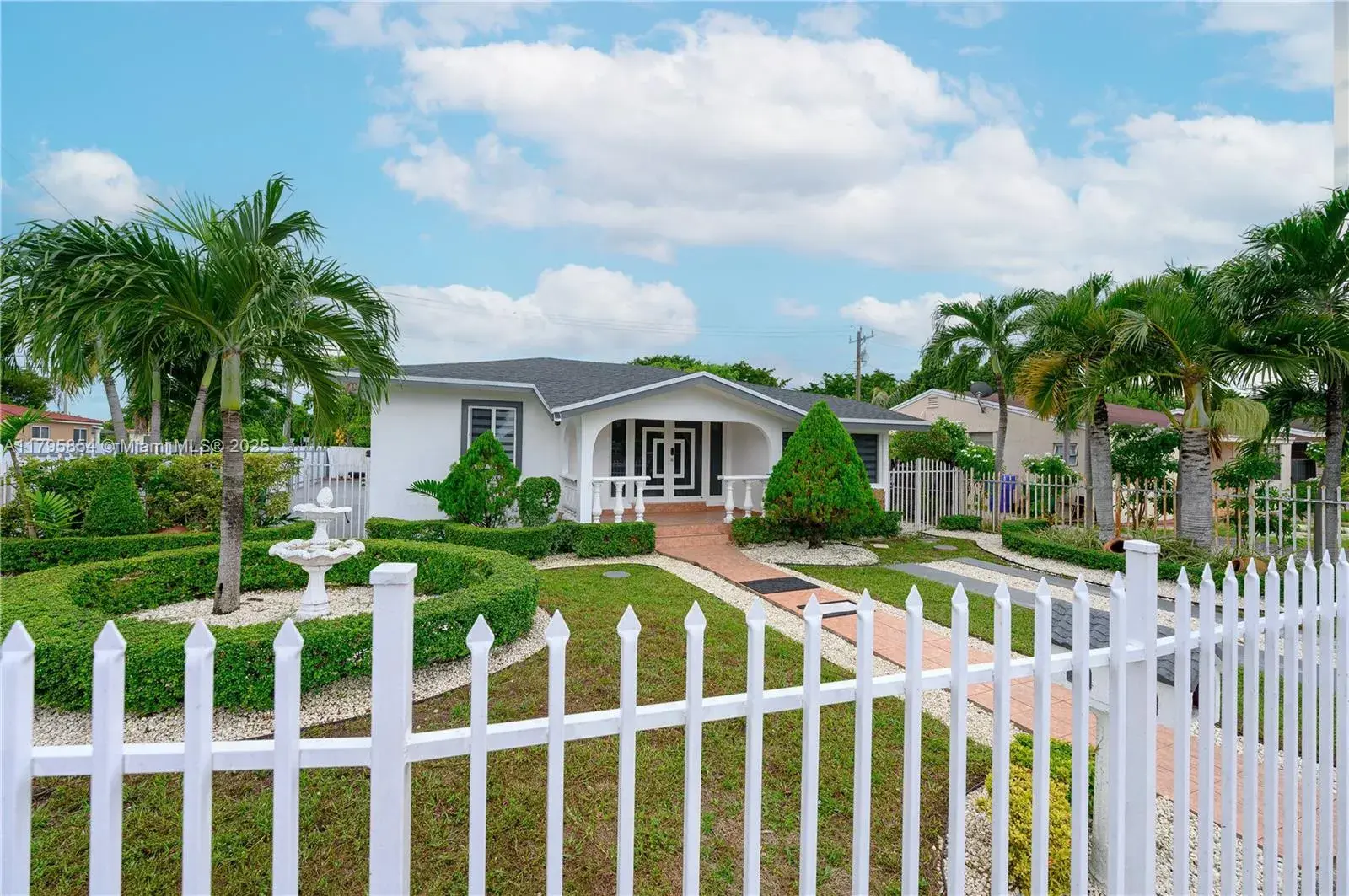5200 SW 4th St, Miami FL 33134