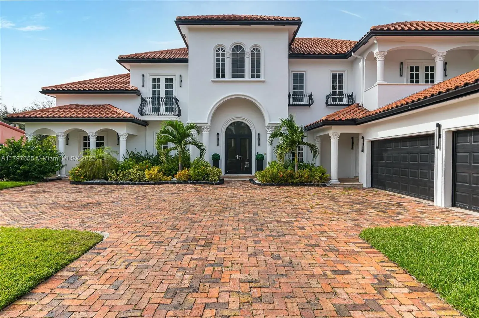 1309 Middle River Dr, Fort Lauderdale FL 33304