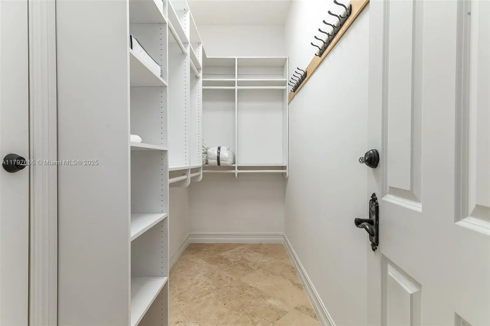 1309 Middle River Dr, Fort Lauderdale FL 33304