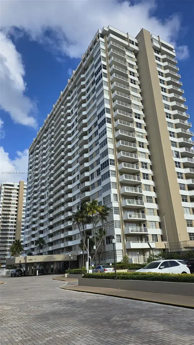1985 S Ocean Dr # 21D, Hallandale Beach FL 33009