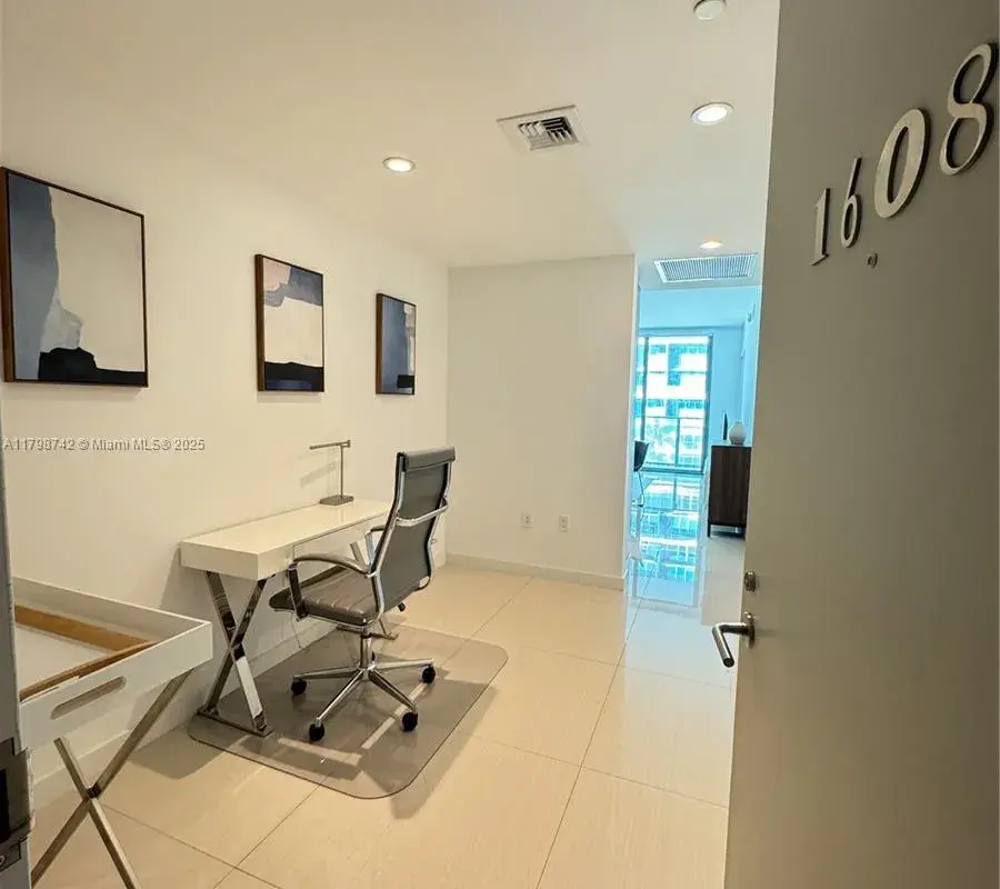 1300 S Miami Ave # 1608, Miami FL 33130