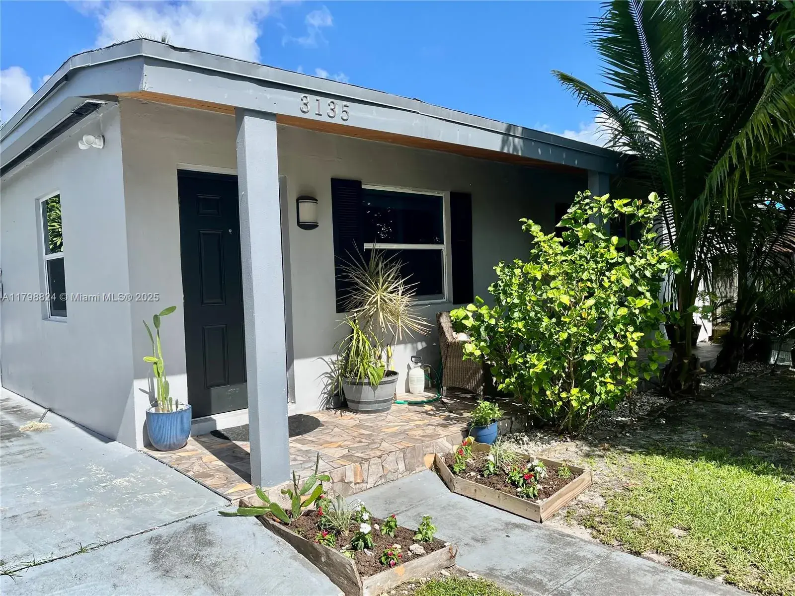 3135 SW 64th Ave, Miami FL 33155