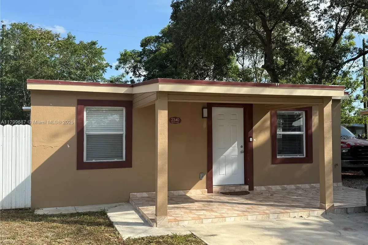 2340 Service Rd, Opa-Locka FL 33054