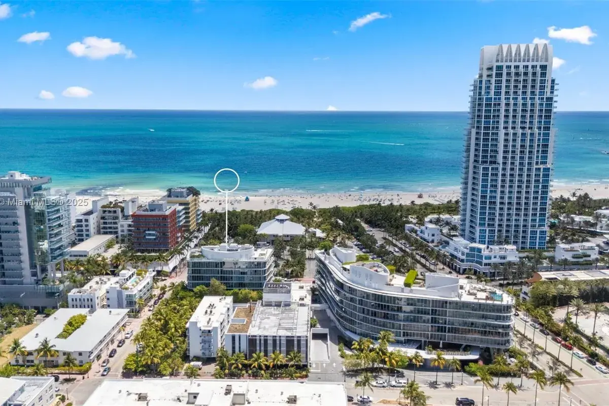 1 Collins Ave # 108, Miami Beach FL 33139