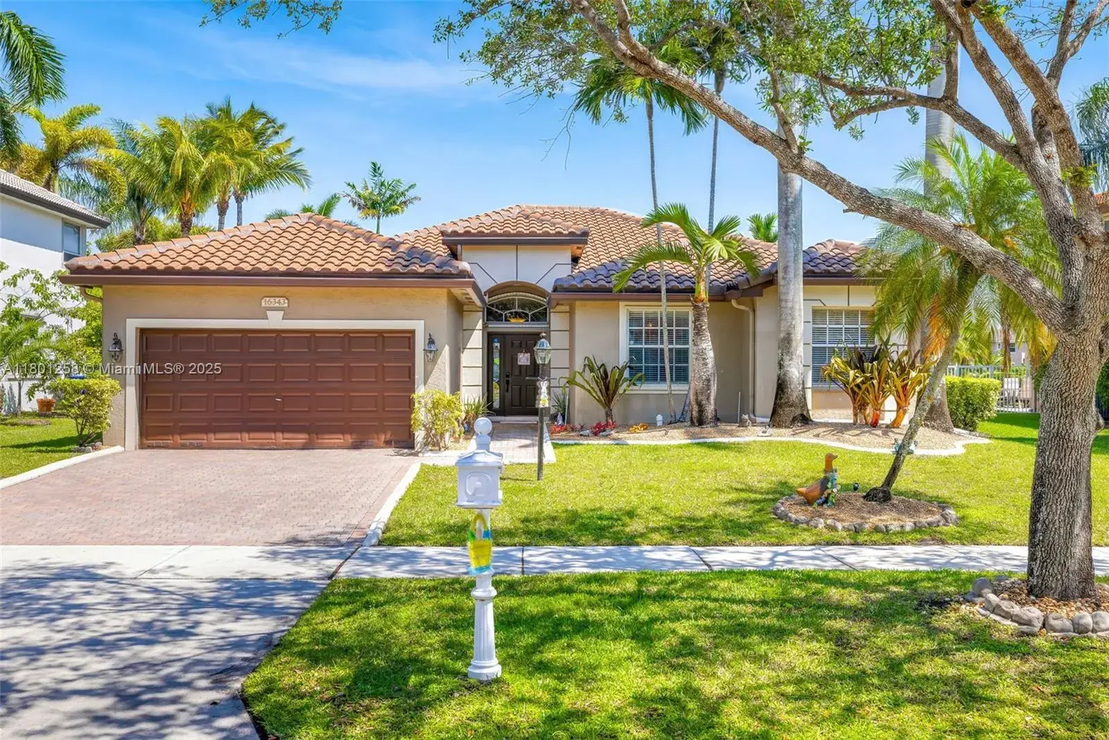 16343 Segovia Cir S, Pembroke Pines FL 33331