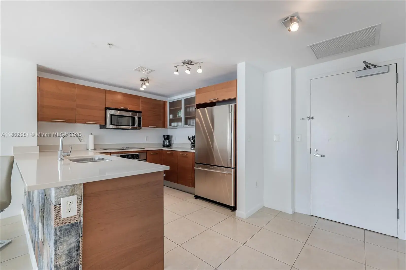 3250 NE 1st Ave # 702, Miami FL 33137