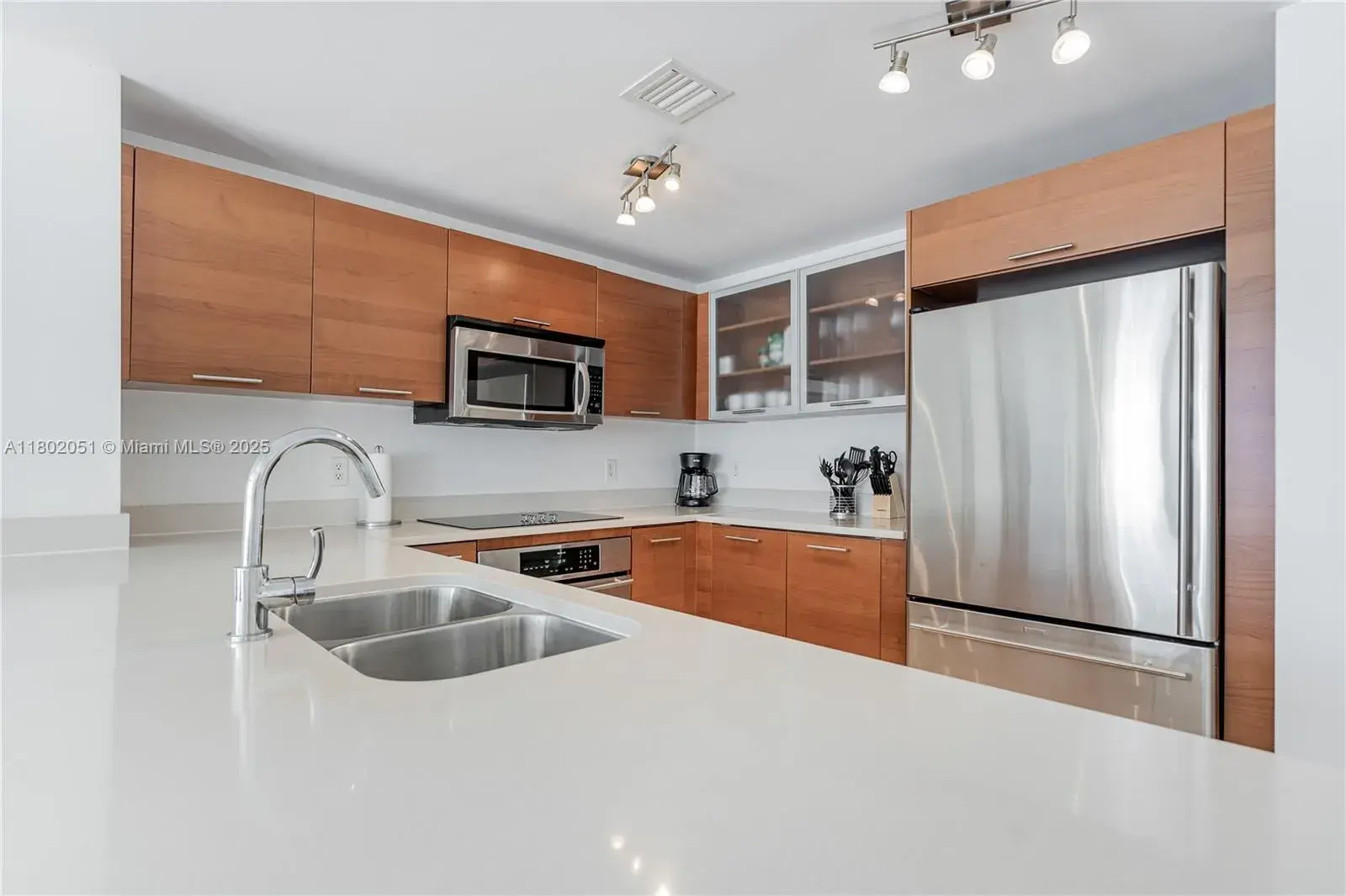 3250 NE 1st Ave # 702, Miami FL 33137