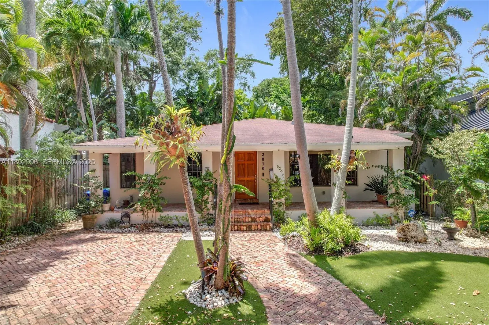 2 bedroom 2 bath Residential for sale at 2810 Crystal Ct, Miami FL 33133
