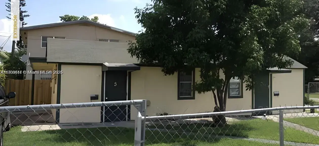 3 NE 75th St, Miami FL 33138