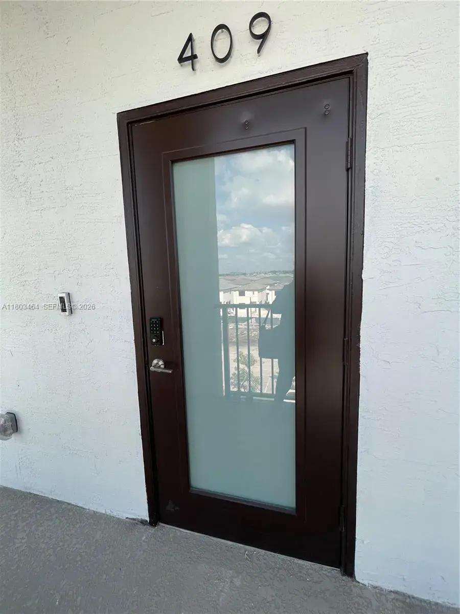8167 NW 41st St # 409, Doral FL 33166