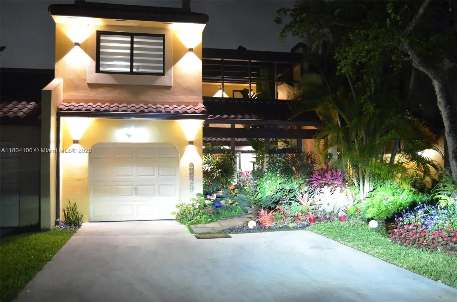 3629 Estepona Ave, Doral FL 33178