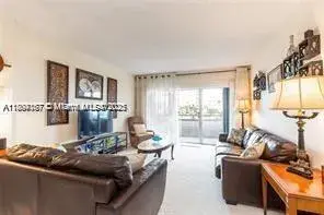 1980 S Ocean Dr # 2B, Hallandale Beach FL 33009