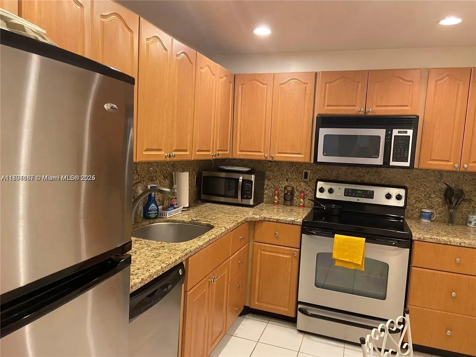 1980 S Ocean Dr # 2B, Hallandale Beach FL 33009