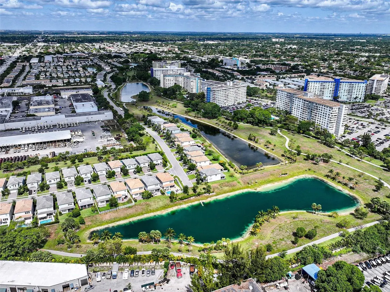 3800 Hillcrest Dr # 903, Hollywood FL 33021