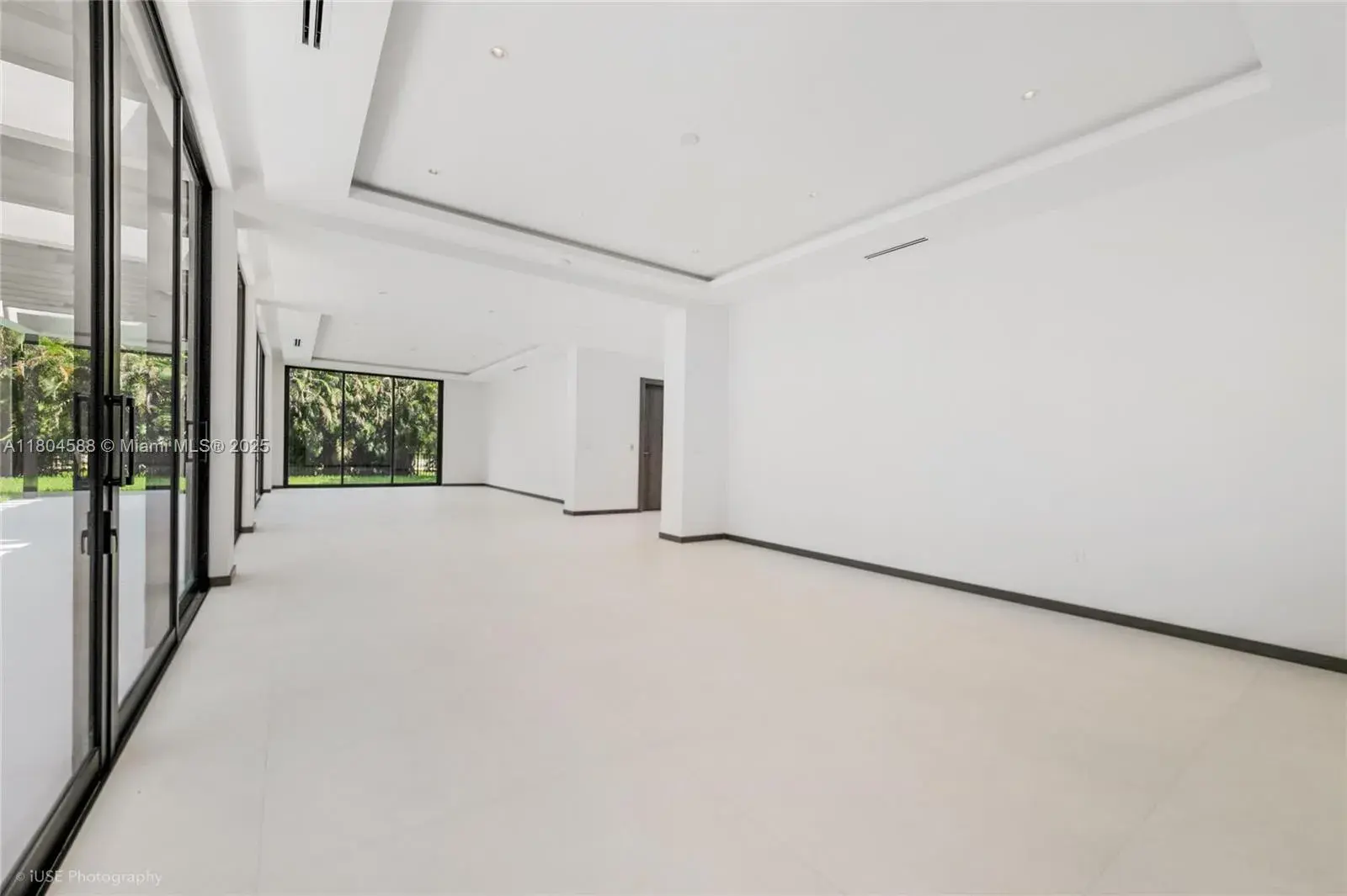 8000 SW 62nd Ct, Miami FL 33143
