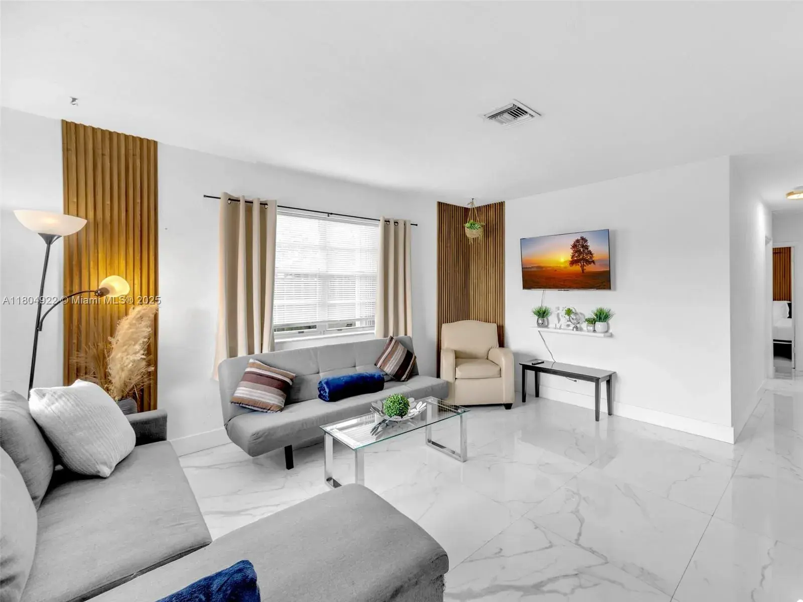 421 W Pembroke Rd # 0, Hallandale Beach FL 33009