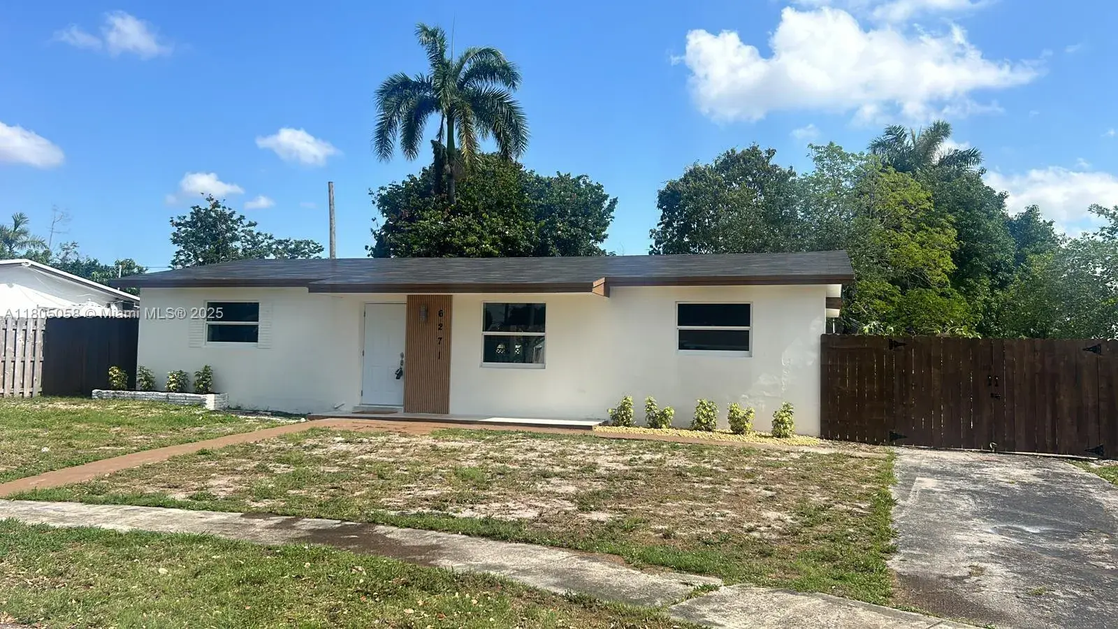 3 bedroom 2 bath Residential for sale at 6271 Farragut St, Hollywood FL 33024