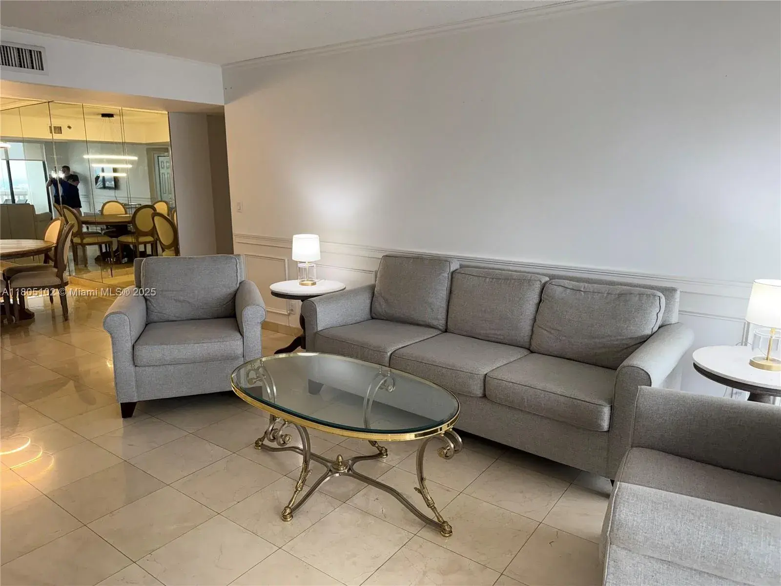 1000 W Island Blvd # 2412, Aventura FL 33160