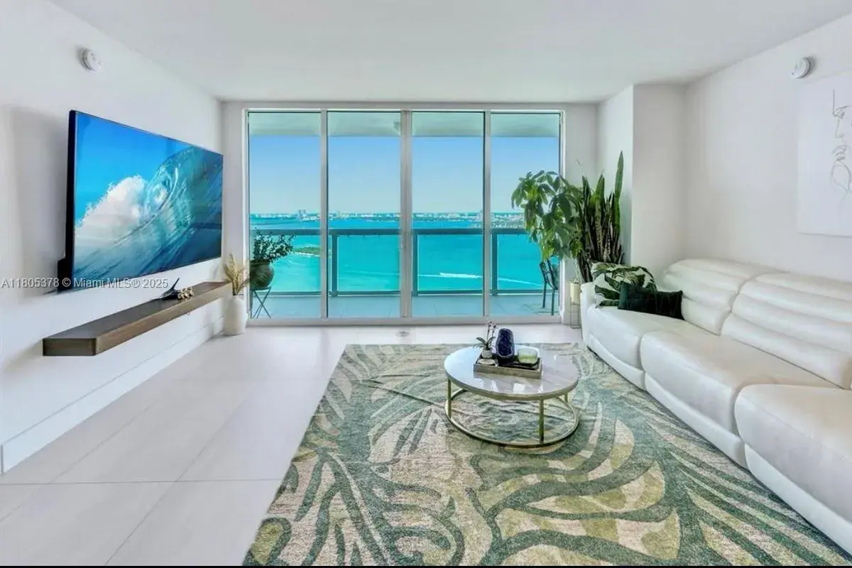 1800 N Bayshore Dr # 3707, Miami FL 33132