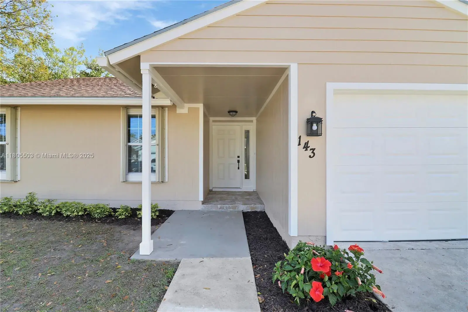 3 bedroom 2 bath Residential for sale at 143 Greentree Circle, Jupiter FL 33458