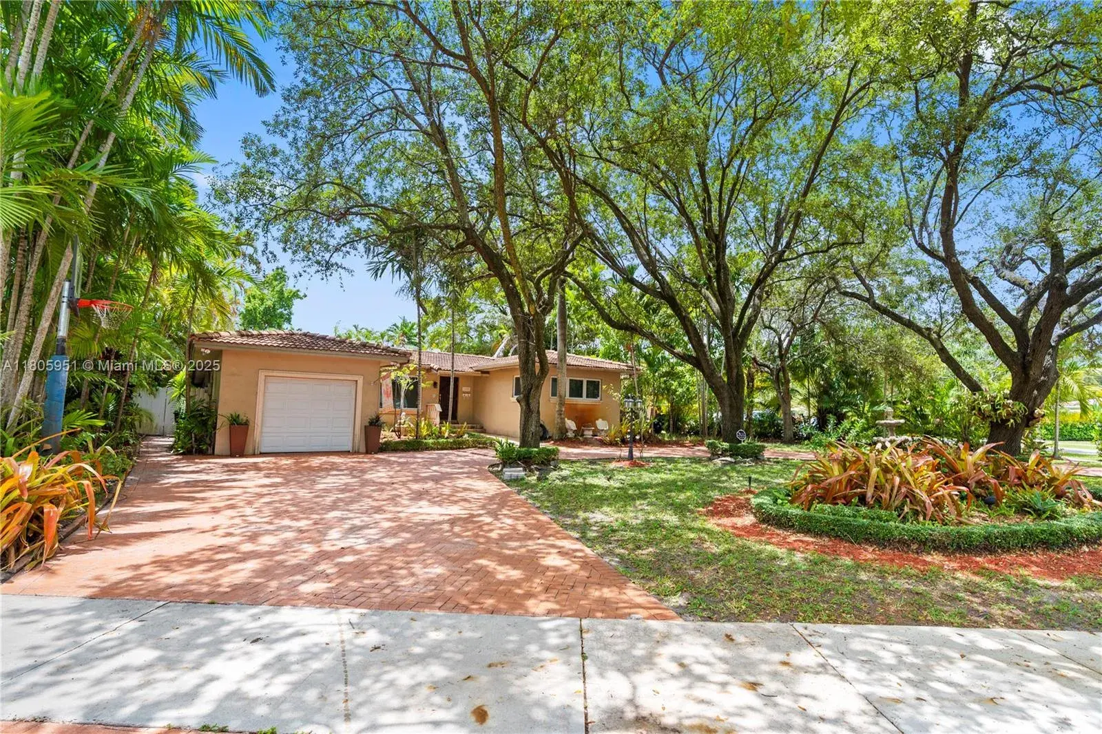 3 bedroom 2 bath Residential for sale at 1090 Meadowlark Ave, Miami Springs FL 33166