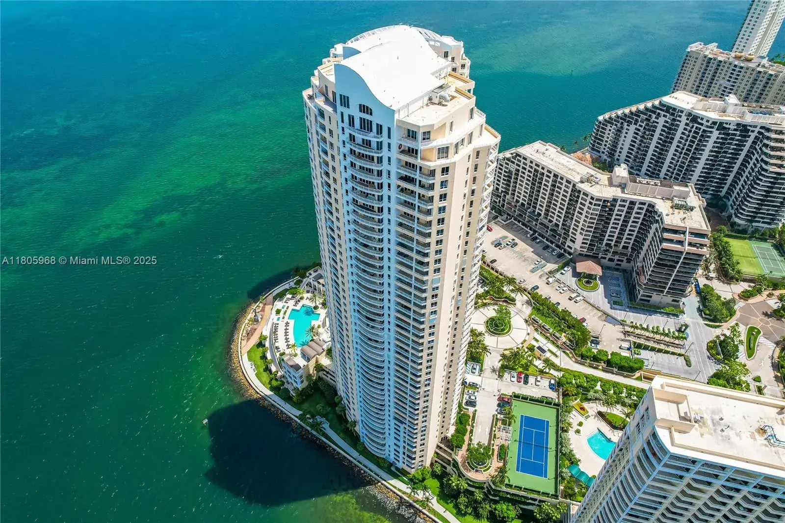 848 Brickell Key Dr # 3803, Miami FL 33131