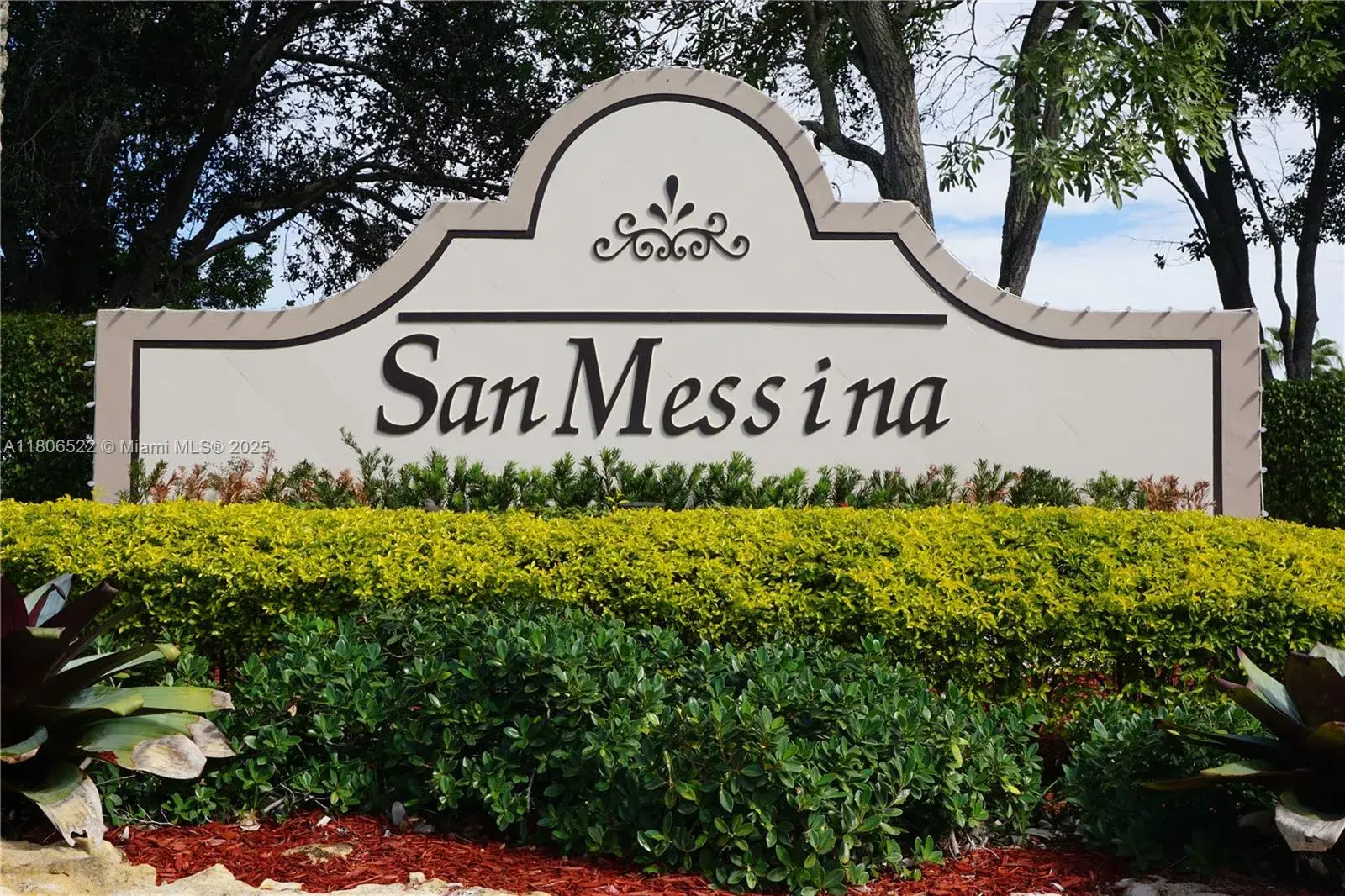 4 bedroom 2 bath Residential for sale at 1868 Salerno Cir # 1868, Weston FL 33327