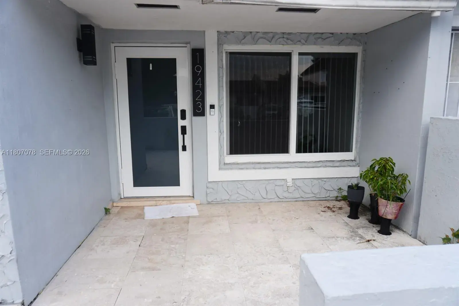 19423 NW 53rd Pl, Miami Gardens FL 33055