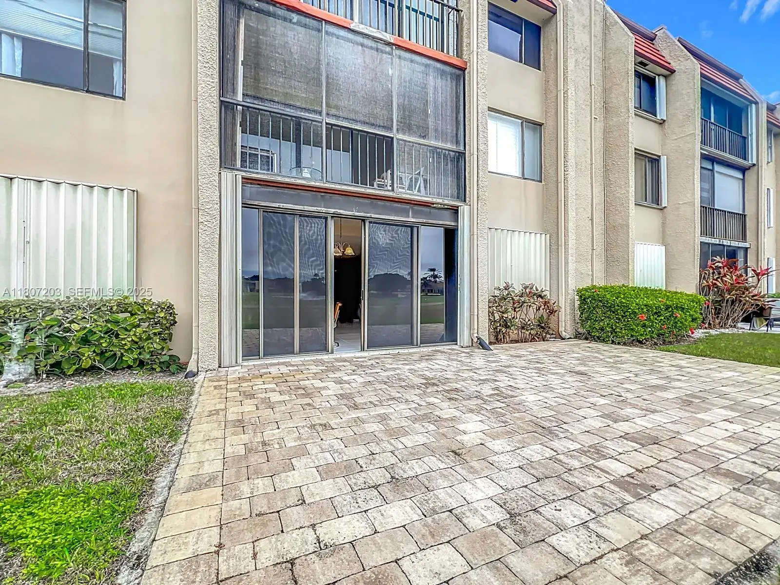 4545 Luxemburg Ct # 103, Lake Worth FL 33467