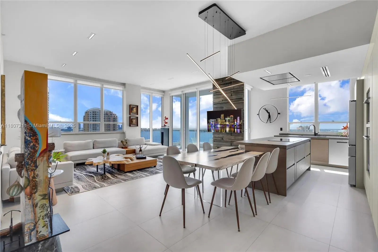 801 Brickell Key Blvd # 3311, Miami FL 33131