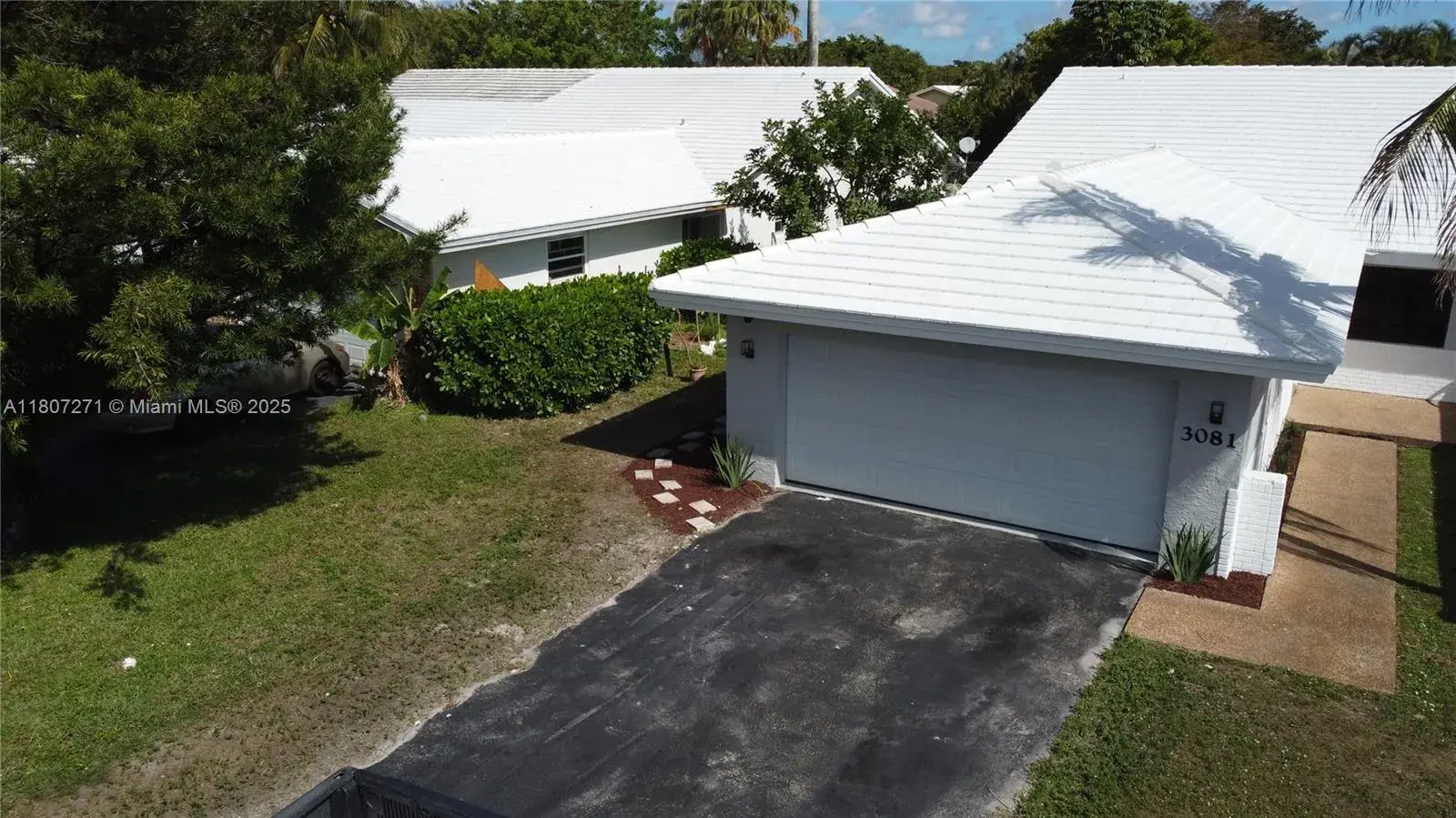 3081 NW 103rd Ln, Coral Springs FL 33065