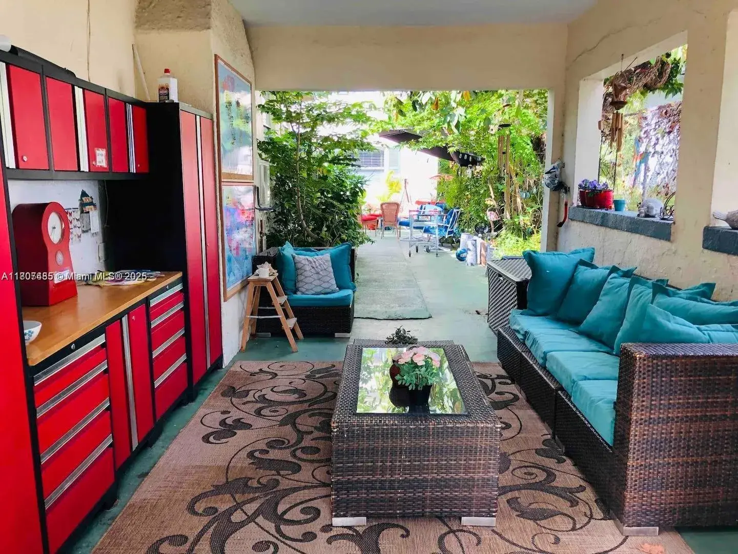769 NW 10th St, Miami FL 33136