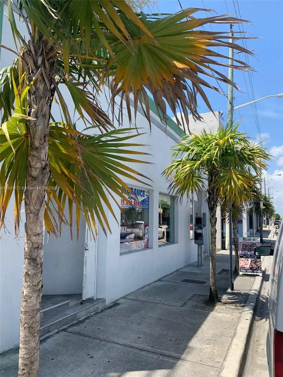 1772 W Flagler St, Miami FL 33135