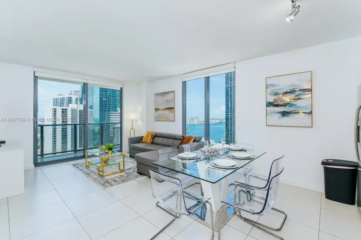 31 SE 6th St # 2408, Miami FL 33131