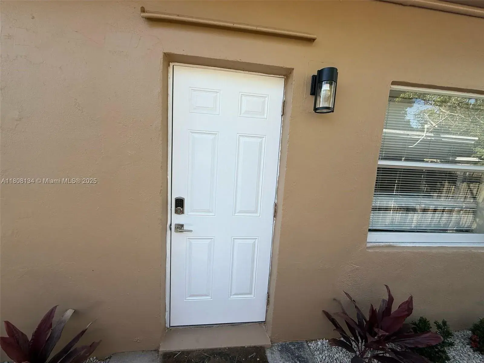 1025 NW 3rd Ave, Fort Lauderdale FL 33311