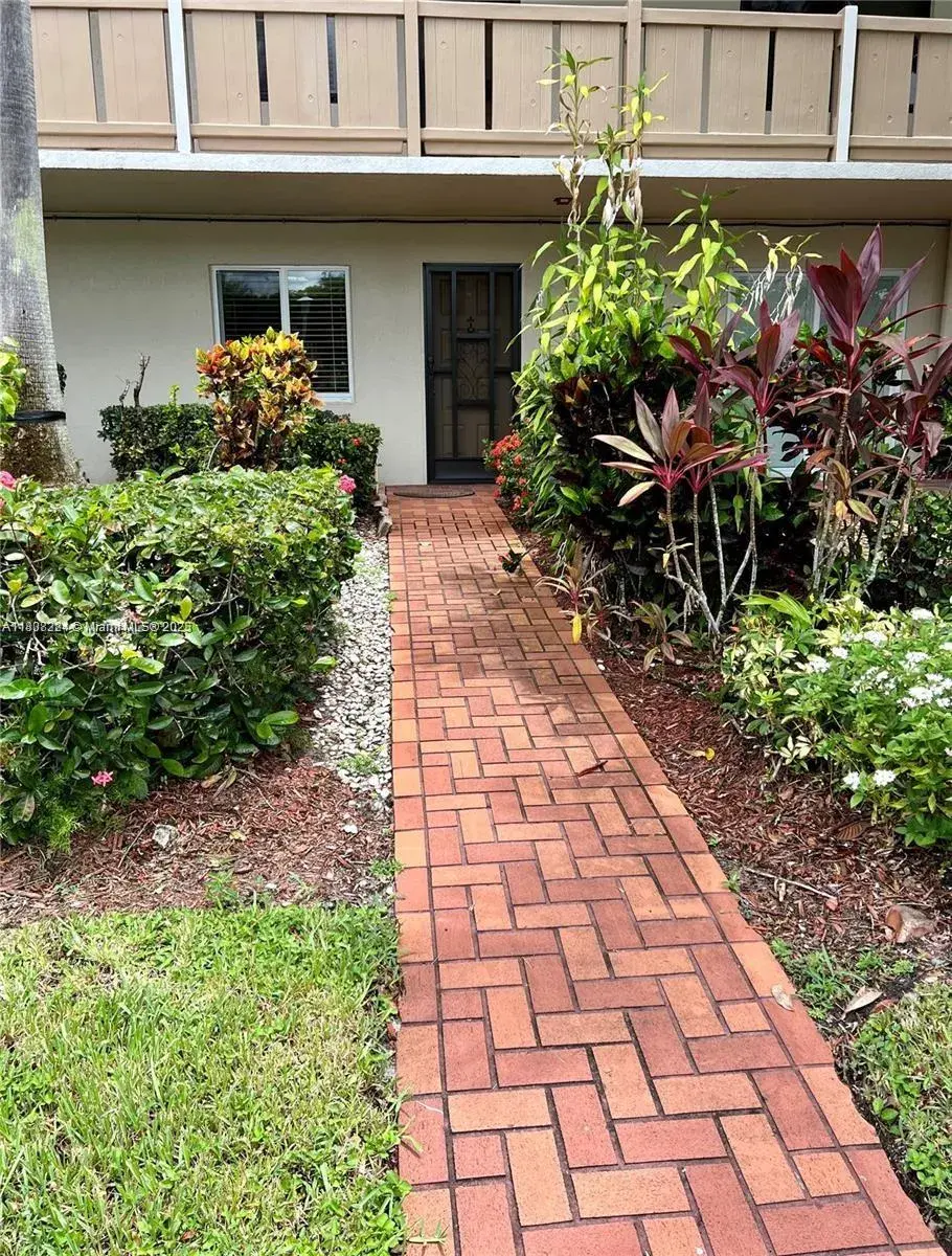 2 bedroom 2 bath Residential for sale at 14360 Strathmore Ln # 102, Delray Beach FL 33446