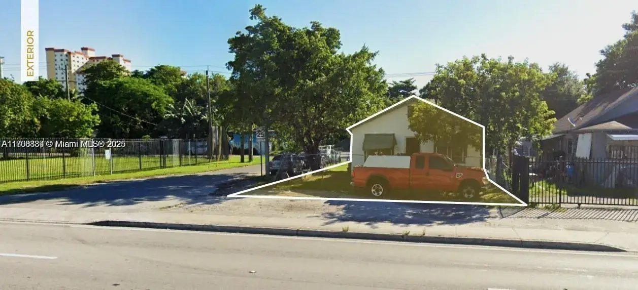 7560 NE Miami Ct, Miami FL 33138