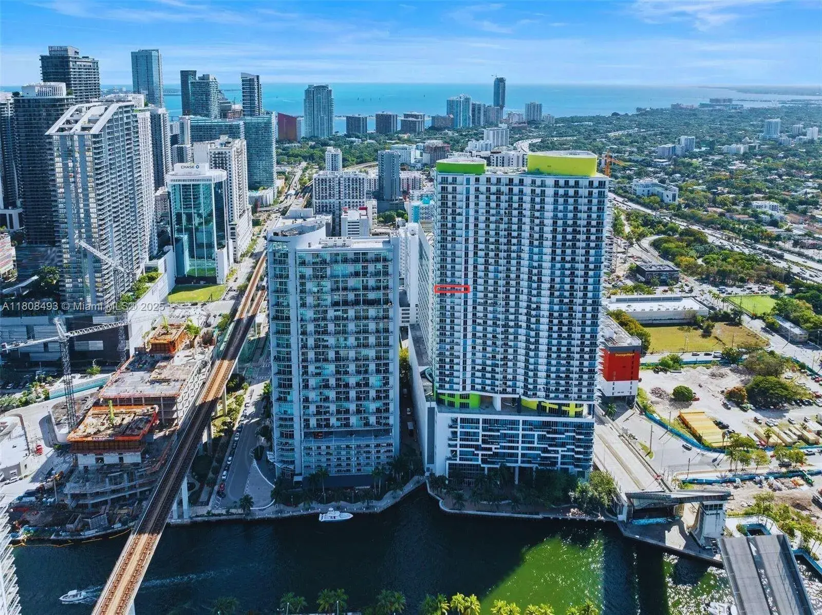 3 bedroom 3 bath Residential for sale at 185 SW 7th St # 2911, Miami FL 33130