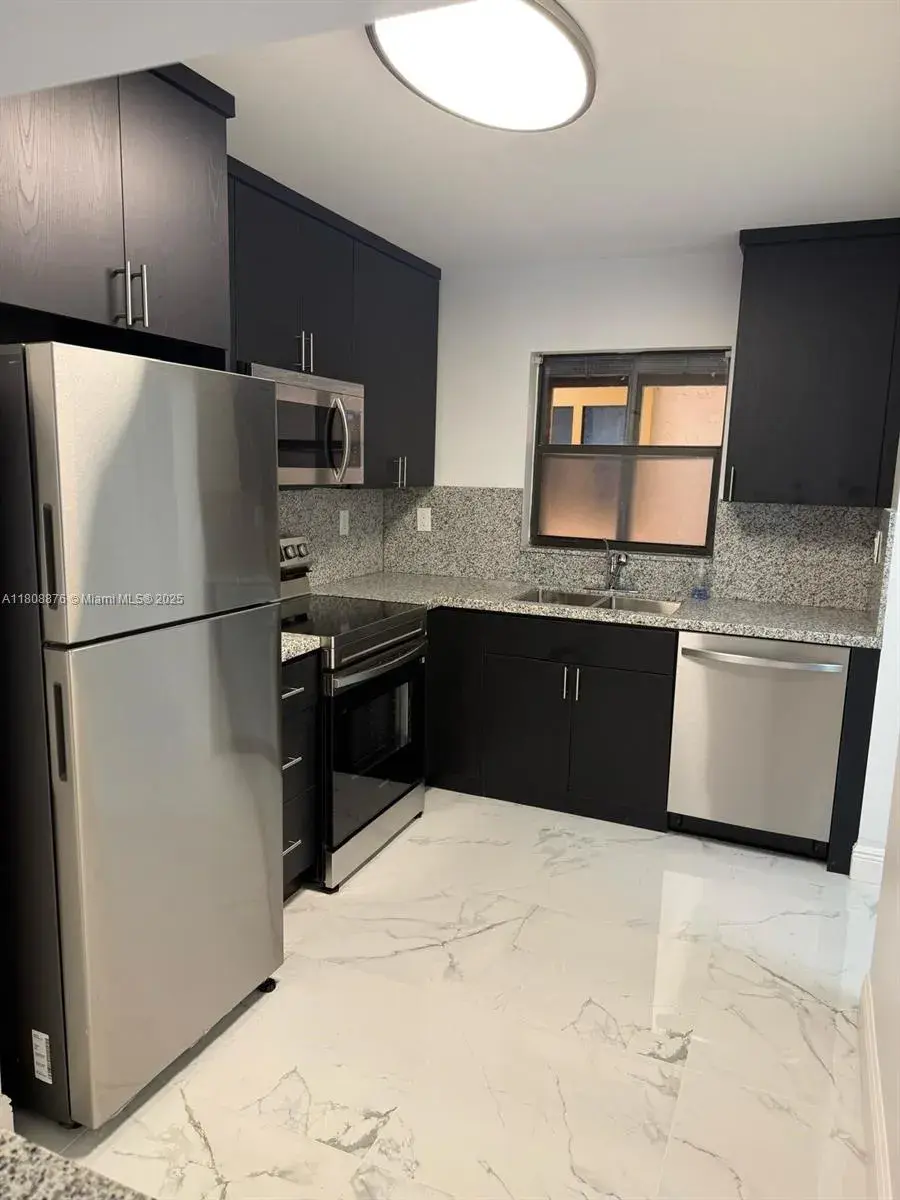3043 Riverside Dr # 222, Coral Springs FL 33065