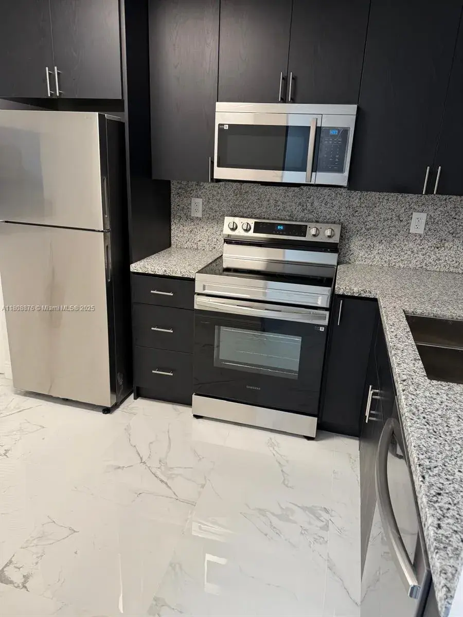 3043 Riverside Dr # 222, Coral Springs FL 33065