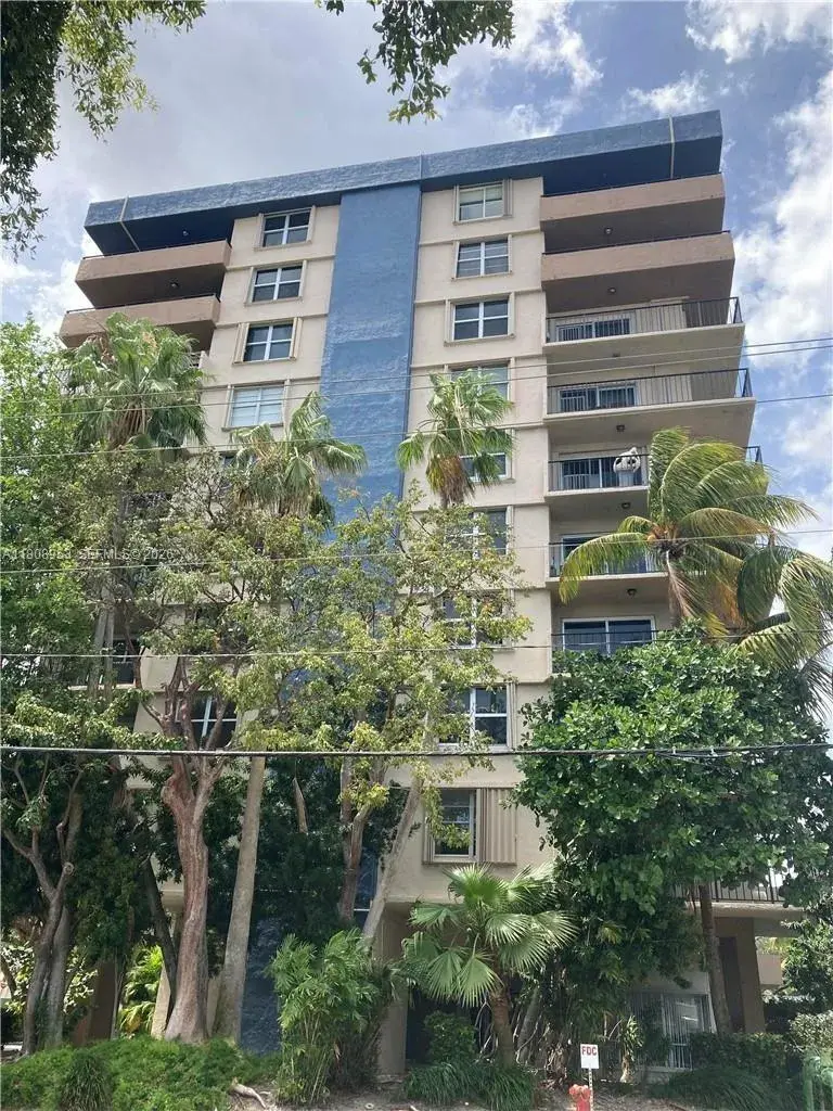 2 bedroom 2 bath Residential for sale at 1625 SE 10th Ave # 804, Fort Lauderdale FL 33316