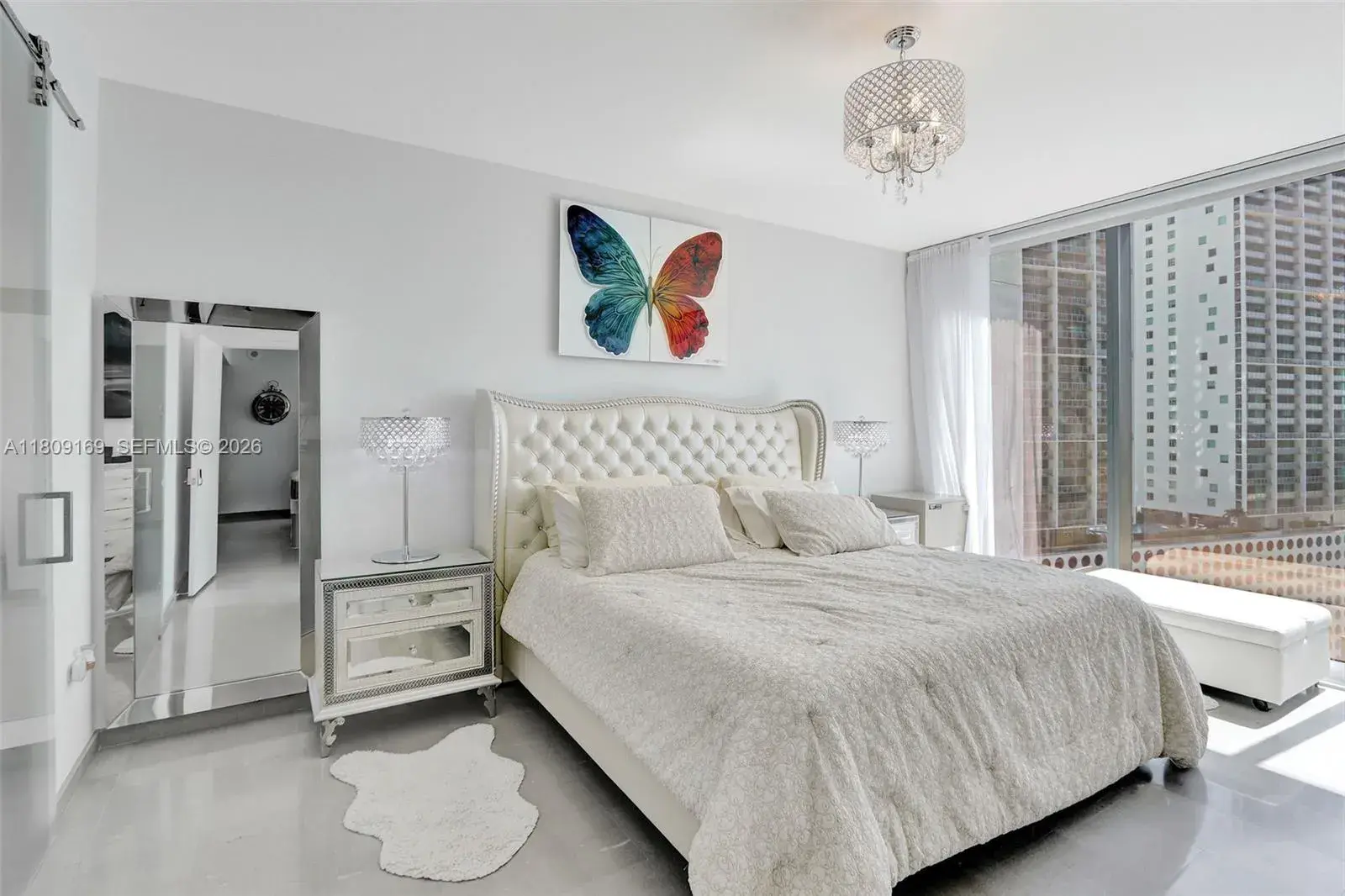 68 SE 6th St. # 1203, Miami FL 33131