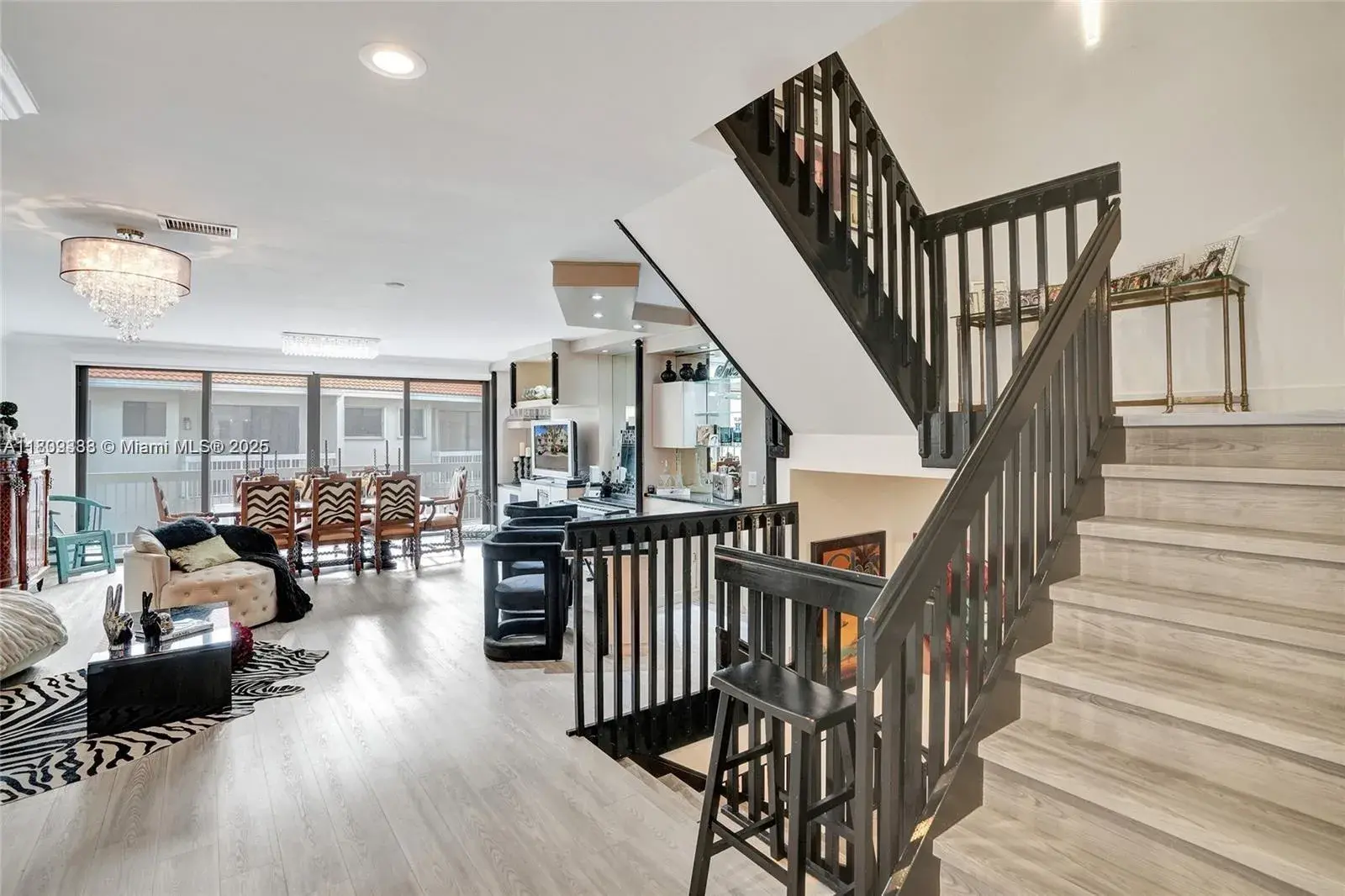 4 bedroom 3 bath Residential for sale at 21388 Marina Cove Cir # G, Aventura FL 33180