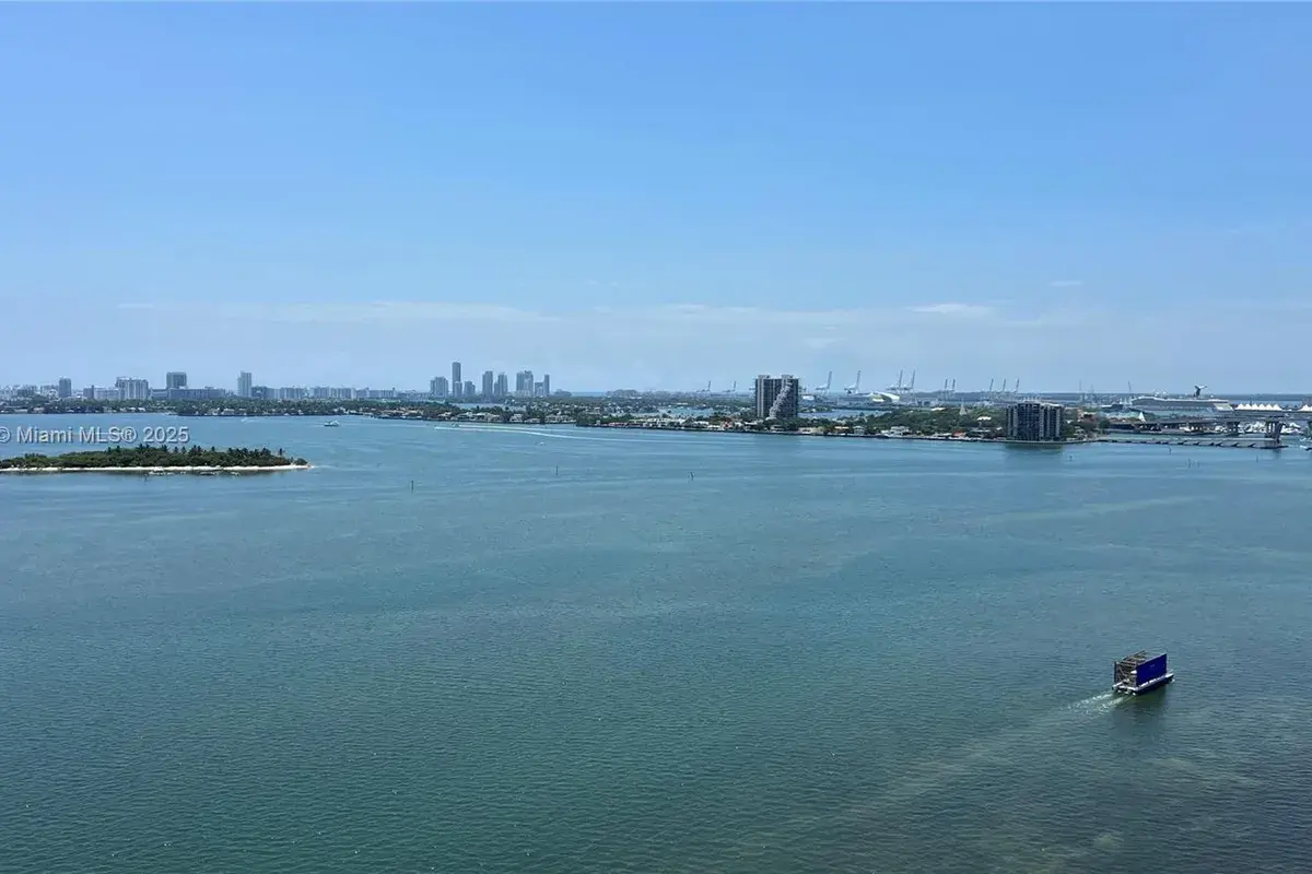 700 NE 25th St # 1703, Miami FL 33137